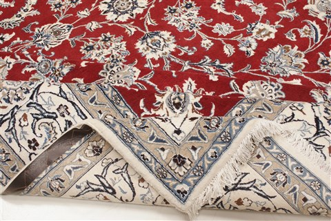 Nain Red Hand Knotted 910 X 130 Area Rug 250-21391 Image 12