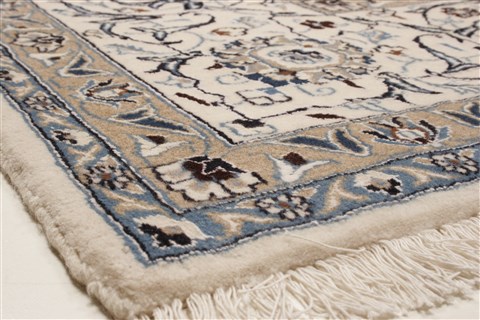 Nain Red Hand Knotted 910 X 130 Area Rug 250-21391 Image 21