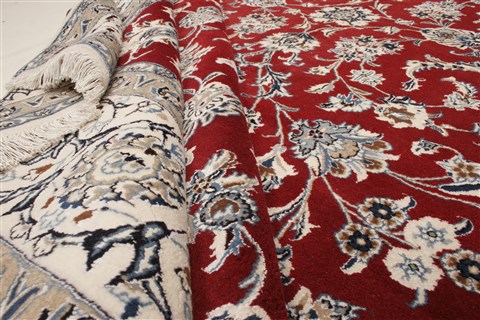 Nain Red Hand Knotted 910 X 130 Area Rug 250-21391 Image 8