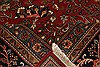 Sarouk Red Hand Knotted 100 X 141 Area Rug 250-21393 Thumb 3