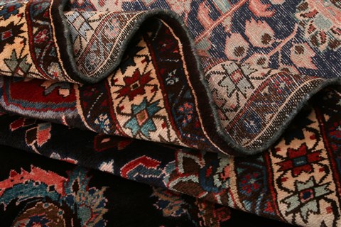 Lilihan Red Hand Knotted 77 X 105 Area Rug 100-21395 Image 17