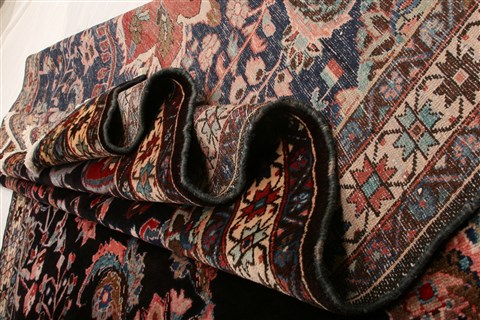 Lilihan Red Hand Knotted 77 X 105 Area Rug 100-21395 Image 16
