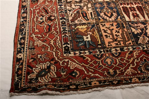 Bakhtiar Red Hand Knotted 99 X 116 Area Rug 100-21401 Image 1