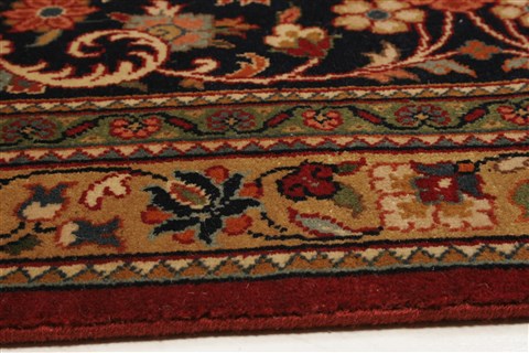 Sarouk Red Hand Knotted 100 X 143 Area Rug 250-21413 Image 15