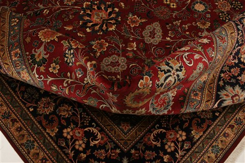 Sarouk Red Hand Knotted 100 X 143 Area Rug 250-21413 Image 6