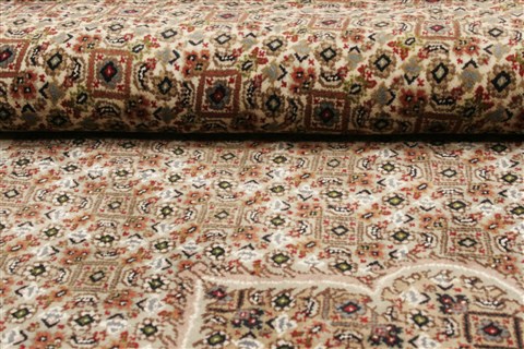 Tabriz Beige Hand Knotted 911 X 136 Area Rug 250-21415 Image 10
