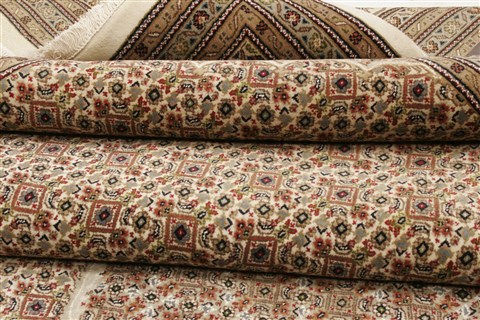 Tabriz Beige Hand Knotted 911 X 136 Area Rug 250-21415 Image 11