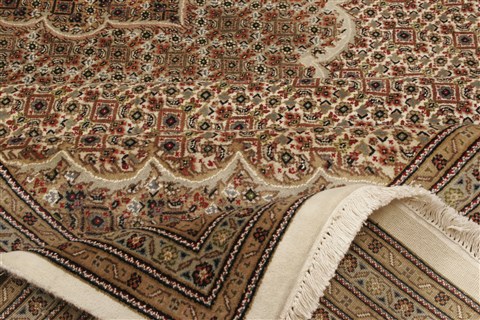 Tabriz Beige Hand Knotted 911 X 136 Area Rug 250-21415 Image 13