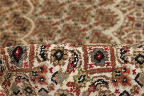 Tabriz Beige Hand Knotted 911 X 136 Area Rug 250-21415 Image 4