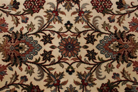 Kashmar Beige Hand Knotted 99 X 134 Area Rug 250-21421 Image 13