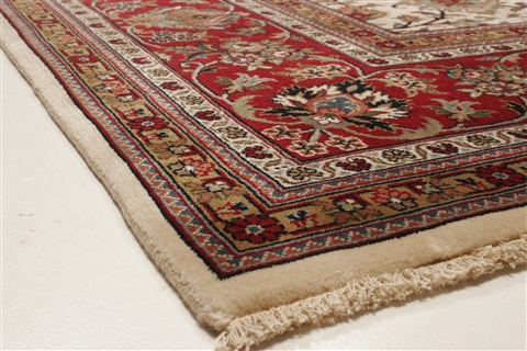 Kashmar Beige Hand Knotted 99 X 134 Area Rug 250-21421 Image 16