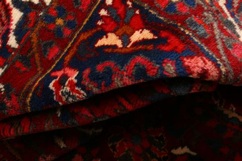 Bakhtiar Red Hand Knotted 82 X 115 Area Rug 100-21427 Image 3