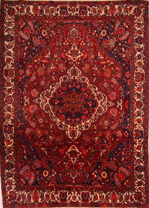 Bakhtiar Red Hand Knotted 82 X 115 Area Rug 100-21427 Image 0