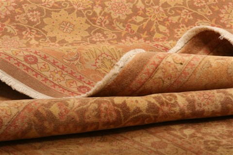 Tabriz Yellow Hand Knotted 81 X 111 Area Rug 100-21434 Image 14