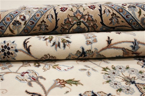 Nain White Hand Knotted 98 X 140 Area Rug 250-21442 Image 17