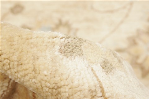 Chobi Beige Hand Knotted 64 X 109 Area Rug 250-21447 Image 3