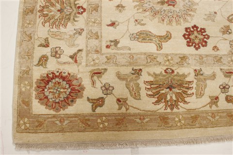 Ziegler Beige Hand Knotted 81 X 100 Area Rug 250-21450 Image 23