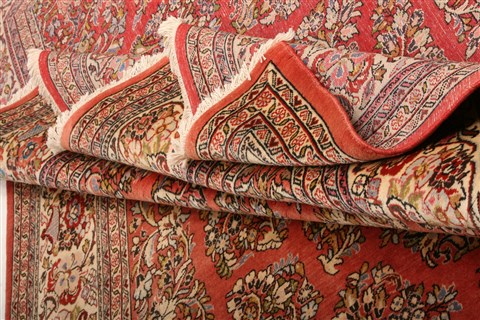 Sarouk Yellow Hand Knotted 85 X 97 Area Rug 100-21463 Image 10