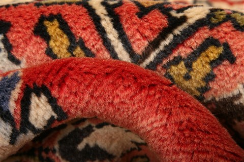 Sarouk Yellow Hand Knotted 85 X 97 Area Rug 100-21463 Image 23