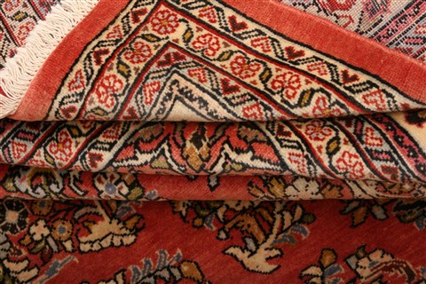 Sarouk Yellow Hand Knotted 85 X 97 Area Rug 100-21463 Image 7