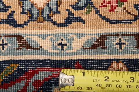 Isfahan Red Hand Knotted 83 X 118 Area Rug 100-21470 Image 18