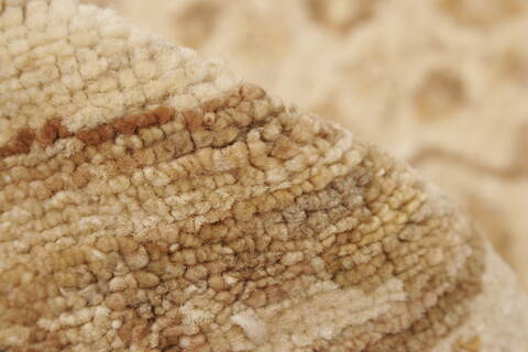 Pishavar Beige Hand Knotted 81 X 98  Area Rug 250-21498 Image 5