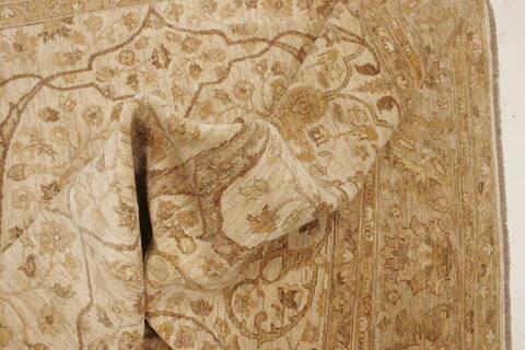 Pishavar Beige Hand Knotted 81 X 98  Area Rug 250-21498 Image 6
