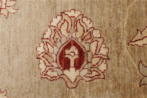 Pishavar Beige Hand Knotted 83 X 910  Area Rug 250-21510 Image 14