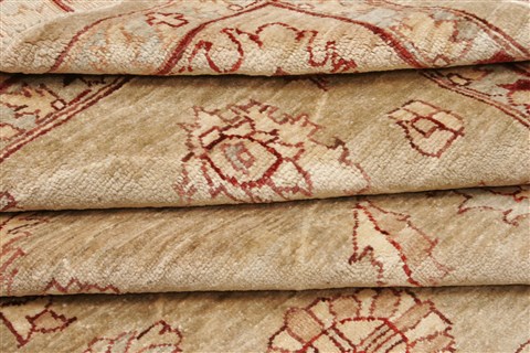 Pishavar Beige Hand Knotted 83 X 910  Area Rug 250-21510 Image 7