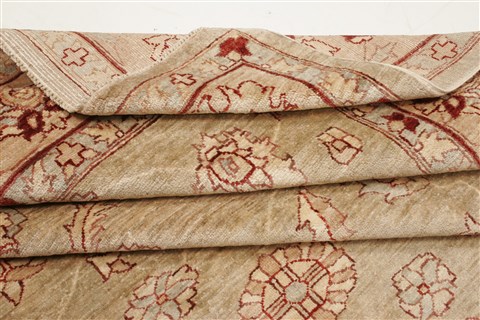 Pishavar Beige Hand Knotted 83 X 910  Area Rug 250-21510 Image 8