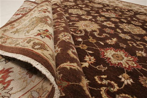 Agra Brown Hand Knotted 81 X 911 Area Rug 250-21515 Image 8