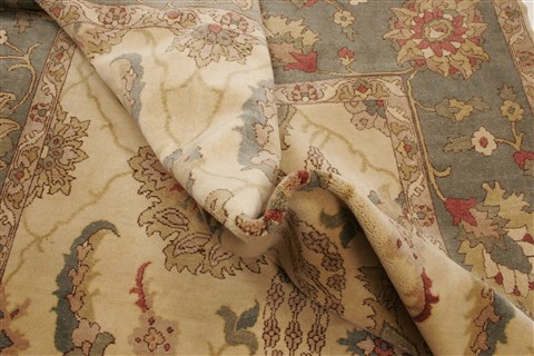Chobi Beige Hand Knotted 84 X 98 Area Rug 250-21550 Image 6
