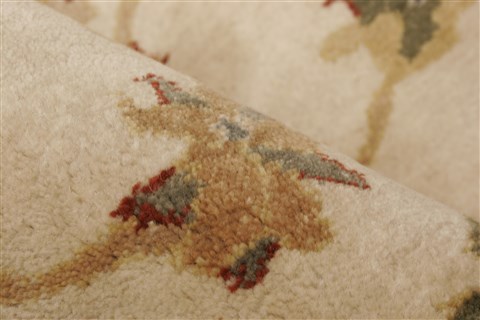 Chobi Beige Hand Knotted 83 X 911 Area Rug 250-21564 Image 5