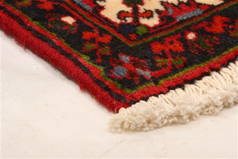 Maymeh Red Hand Knotted 33 X 62 Area Rug 100-21568 Image 19