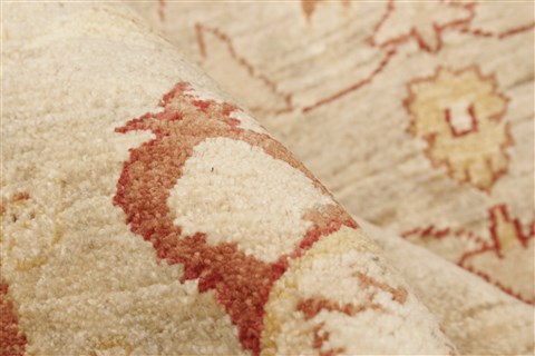 Pishavar Beige Hand Knotted 82 X 910  Area Rug 250-21572 Image 4