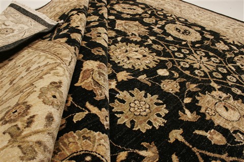 Chobi Black Hand Knotted 81 X 106  Area Rug 250-21574 Image 11