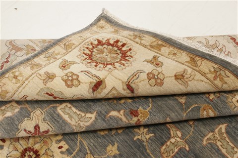Ziegler Blue Hand Knotted 80 X 101 Area Rug 250-21577 Image 11