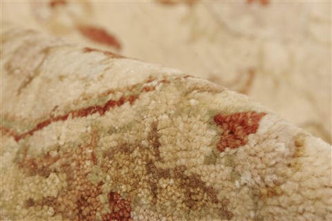 Ziegler Beige Hand Knotted 82 X 101 Area Rug 250-21590 Image 4