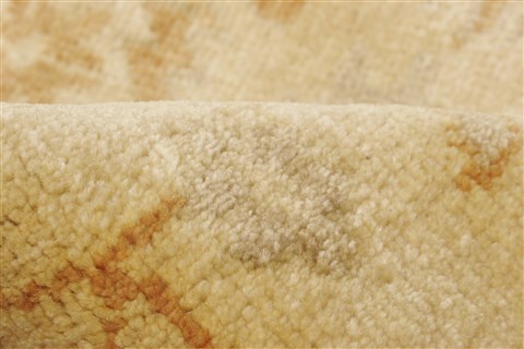 Oushak Beige Hand Knotted 81 X 910  Area Rug 250-21600 Image 1