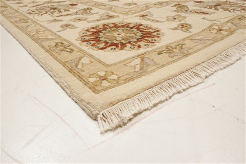 Ziegler Beige Hand Knotted 80 X 103 Area Rug 250-21616 Image 20