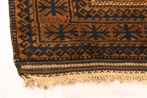 Baluch Yellow Hand Knotted 69 X 113 Area Rug 100-21651 Image 4