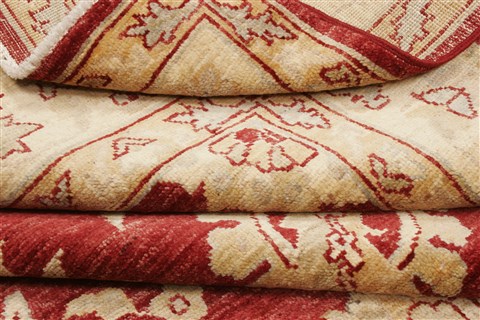 Pishavar Red Hand Knotted 73 X 108 Area Rug 250-21656 Image 9