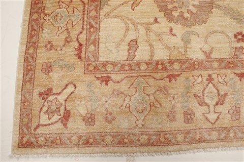 Pishavar Beige Hand Knotted 78 X 910 Area Rug 250-21667 Image 18