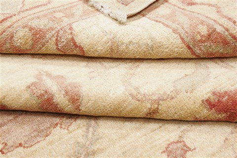 Pishavar Beige Hand Knotted 78 X 910 Area Rug 250-21667 Image 9