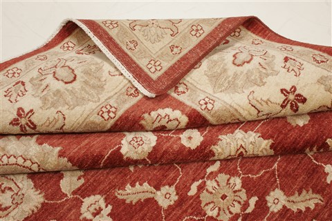 Pishavar Brown Hand Knotted 83 X 100 Area Rug 250-21670 Image 10