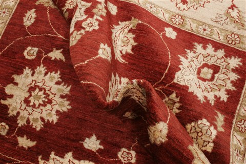 Pishavar Red Square Hand Knotted 89 X 96 Area Rug 250-21672 Image 5