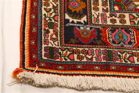 Qashqai Red Hand Knotted 66 X 910 Area Rug 100-21731 Image 19