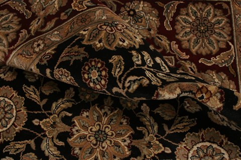 Agra Black Hand Knotted 80 X 102 Area Rug 250-21753 Image 6