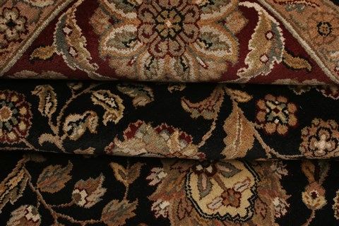 Agra Black Hand Knotted 80 X 102 Area Rug 250-21753 Image 9