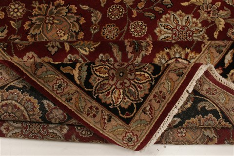 Agra Red Hand Knotted 82 X 103 Area Rug 250-21758 Image 14